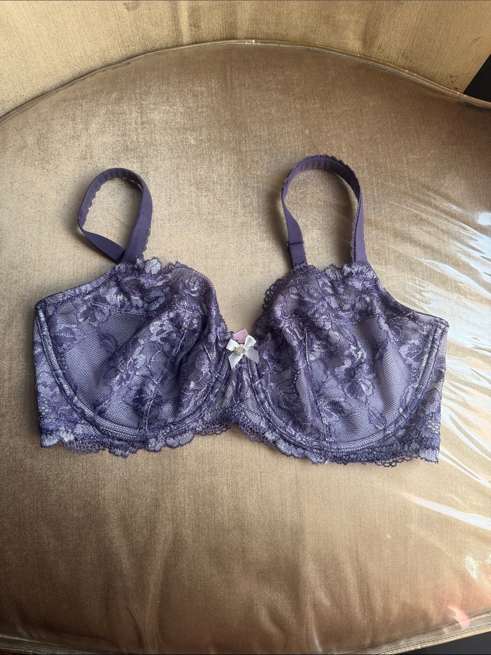 Victoria's Secret Lavender Purple Lace Underwire Bra